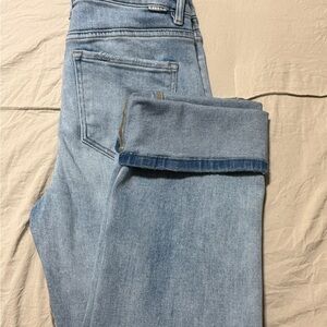 Women's Light Blue Cropped Jeans